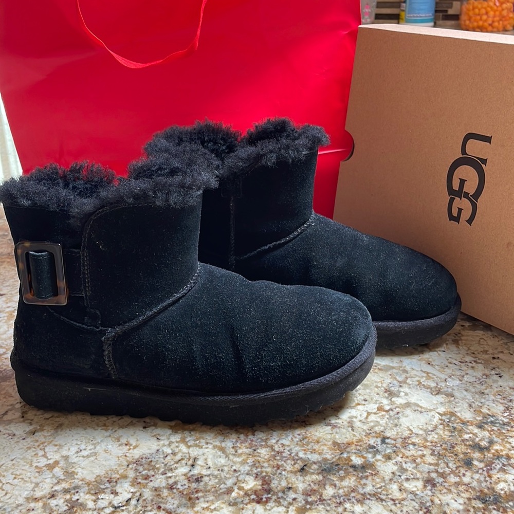 Ugg very good condition